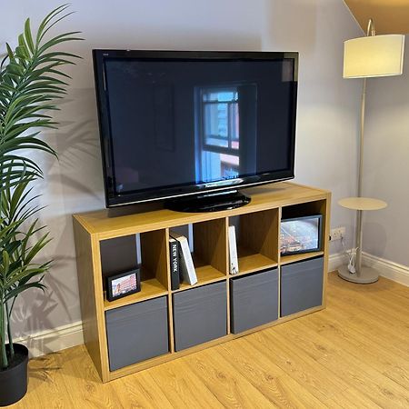 Group Bookings: Up To 30 Guests Across 5 Spacious Flats! Keyless Access Free Wifi & Parking Birmingham Eksteriør bilde