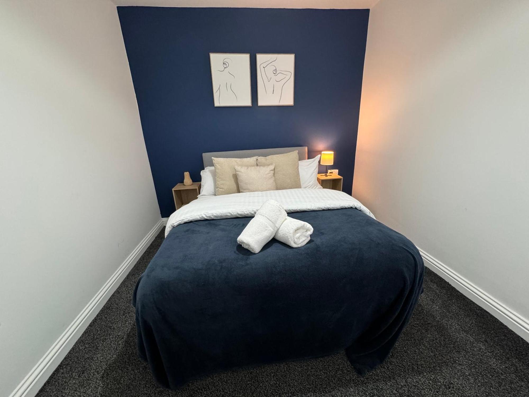 Group Bookings: Up To 30 Guests Across 5 Spacious Flats! Keyless Access Free Wifi & Parking Birmingham Eksteriør bilde