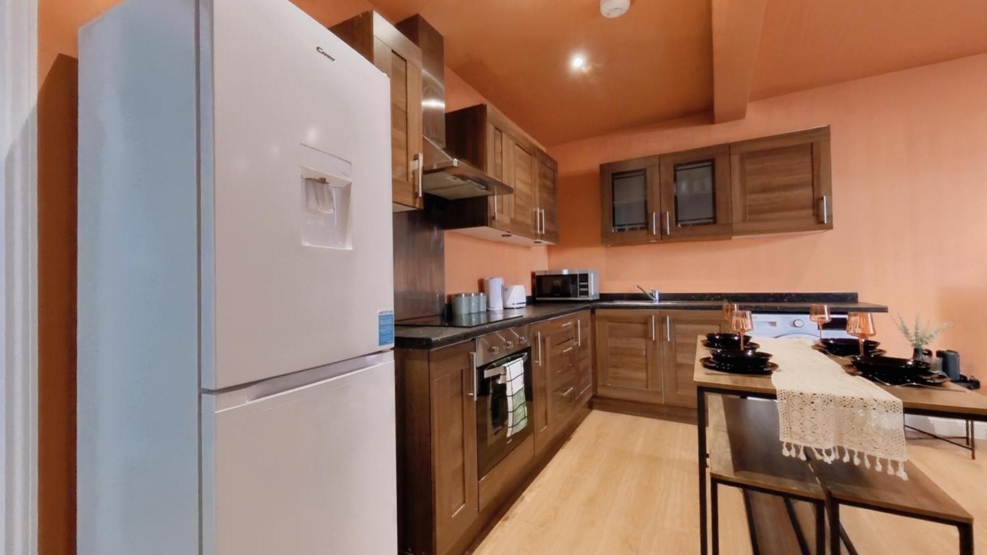 Group Bookings: Up To 30 Guests Across 5 Spacious Flats! Keyless Access Free Wifi & Parking Birmingham Eksteriør bilde